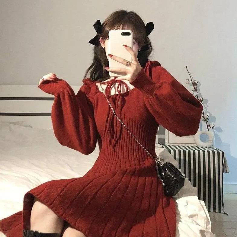 Knit Longsleeved Dress With Puff Sleeves